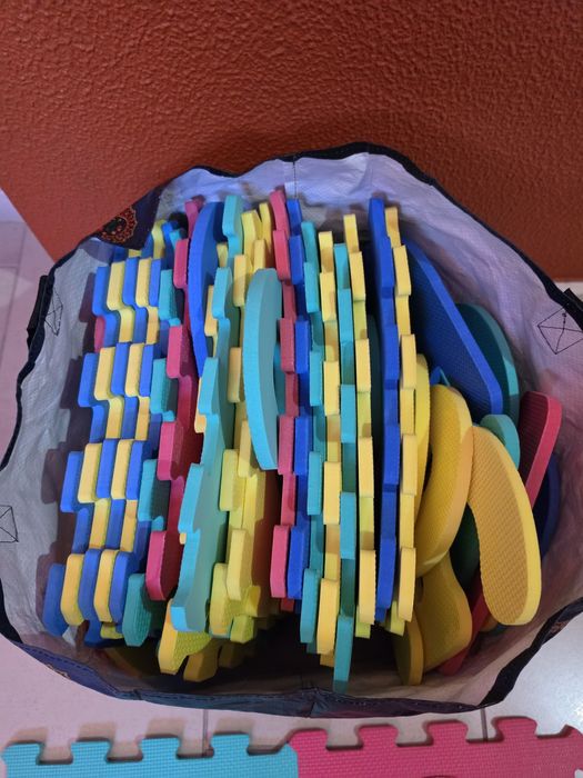 Tapete puzzle borracha jogo macaca