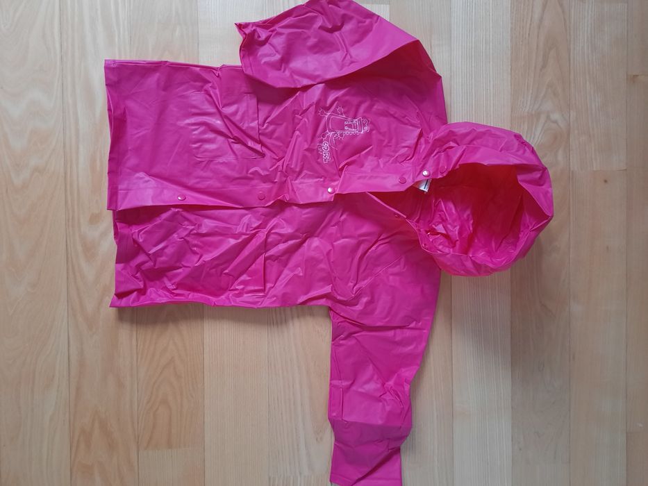 Płaszczyk przeciwdeszczowy