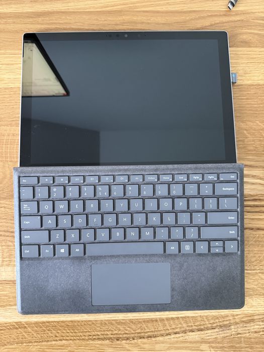 Laptop Microsoft Surfe Pro 7 model 1866
