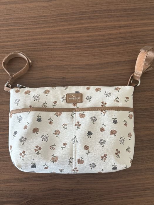 Necessaire e Bolsa térmica Mayoral Novas