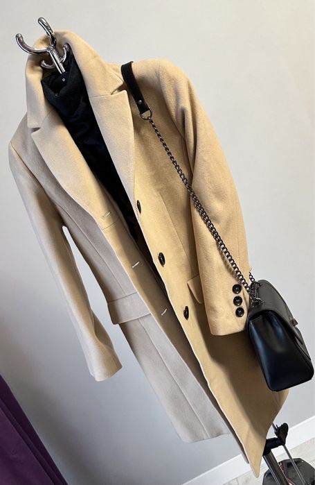 Трендовое бежевое пальто осень/весна. Шерсть/кашемир. Размер 44