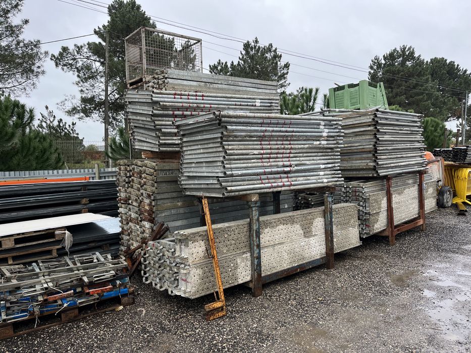 Andaime Europeu (Usado e Novo )