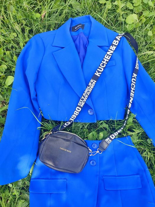 Жіночий костюм класика, піджак укорочений 44-48 розмір