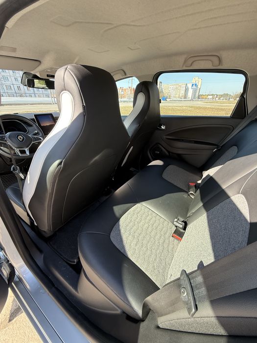 Рено ZOE 52 квт терміновий продаж