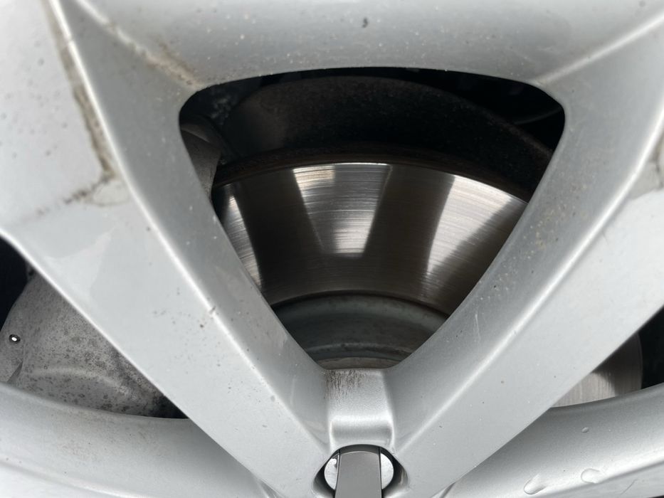 Продам Audi Q5 8R