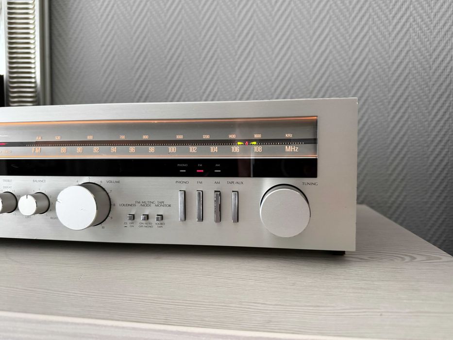SANSUI R-5 Amplituner top Hi-Fi