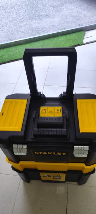 Trolley Stanley com 3 divisórias novo