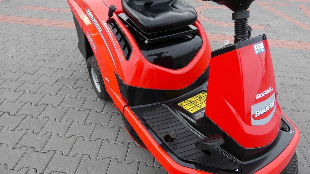 Traktorek kosiarka Snapper LT75 Briggs&Stratton (220801.4) - Baras