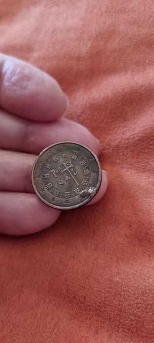 Moeda com erro de cunhagem excesso de metal