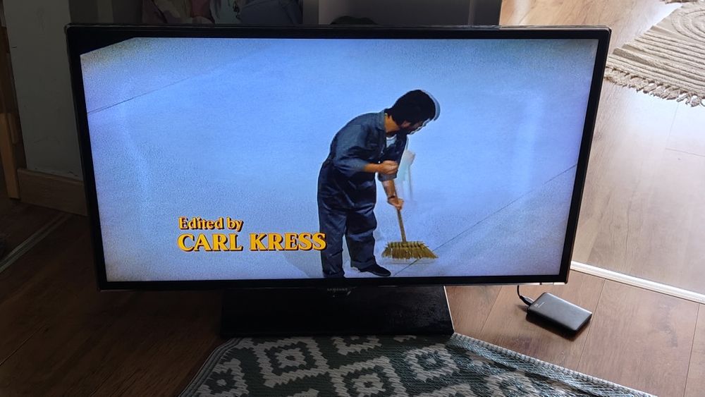 Tv Samsung 40 cali z pilotem
