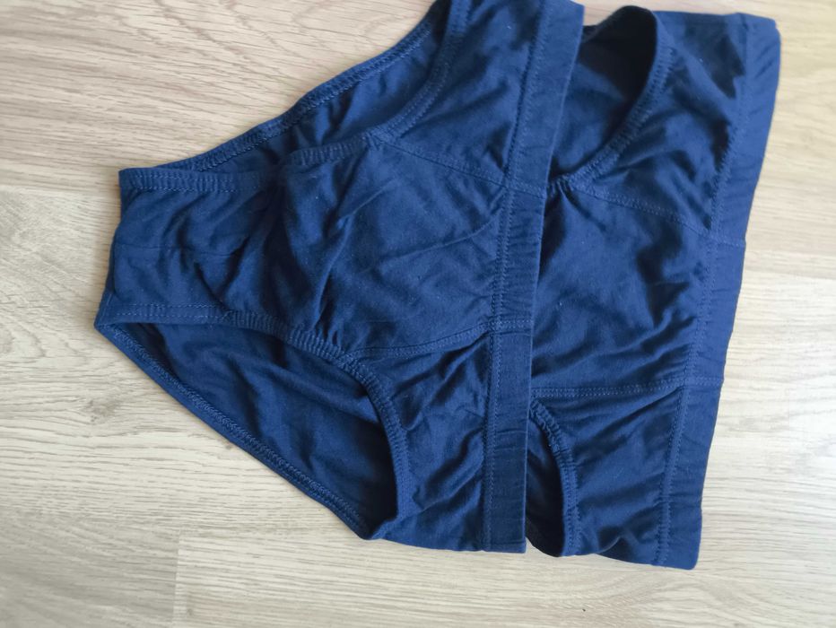 2 pary nowych granatowych majtek, rozmiar M
