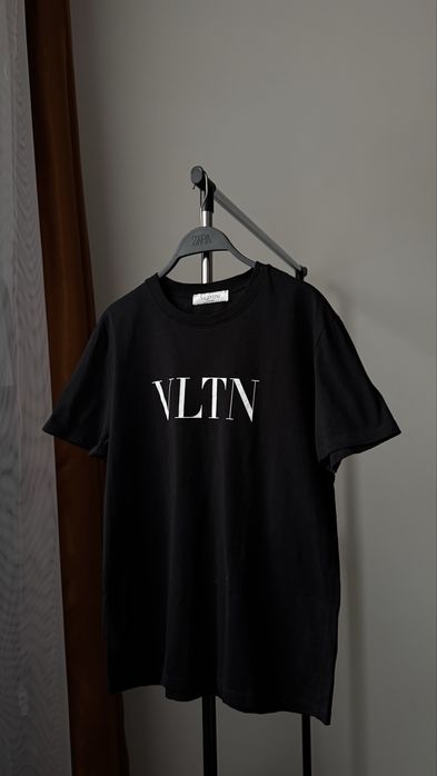 Жіноча оверсайз футболка Valentino