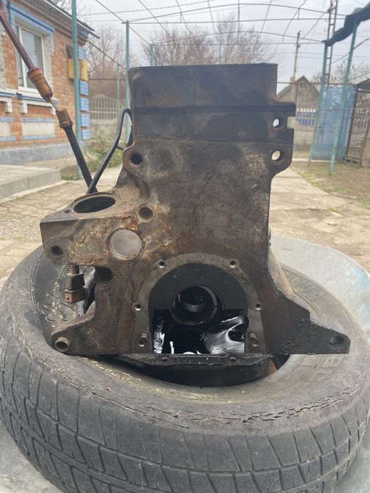 Блок двигуна VW Passat B3 2.0 i