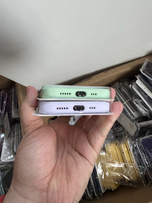 Чехол silicone case iphone 13