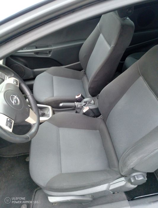 Opel astra h gtc 1.6  LPG