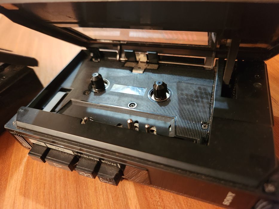 Sony tcm-2 касетний плеєр диктофон