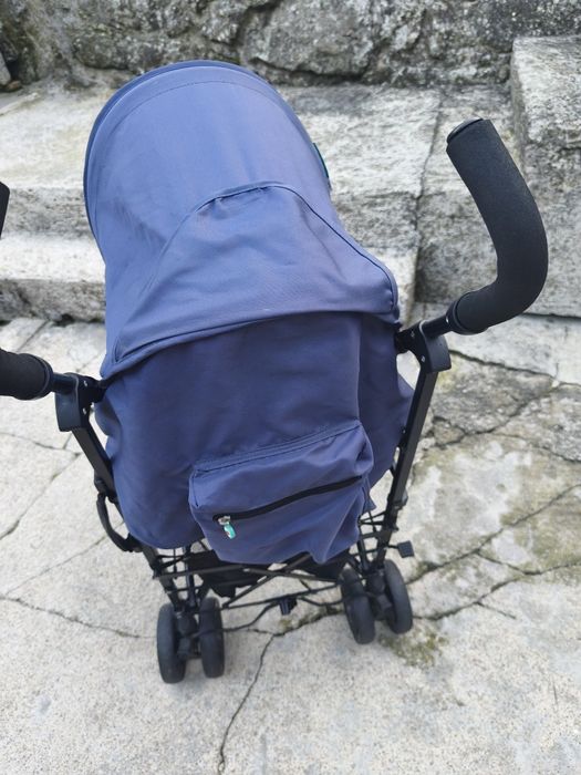 Carro de passeio como novo da premaman deita totalmente