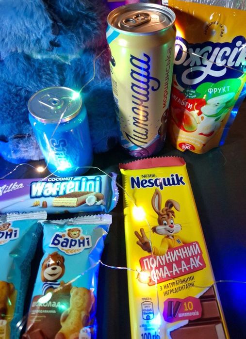 Подарунковий бокс "Дихаючий Стіч" (Stitch) - набір з солодощами