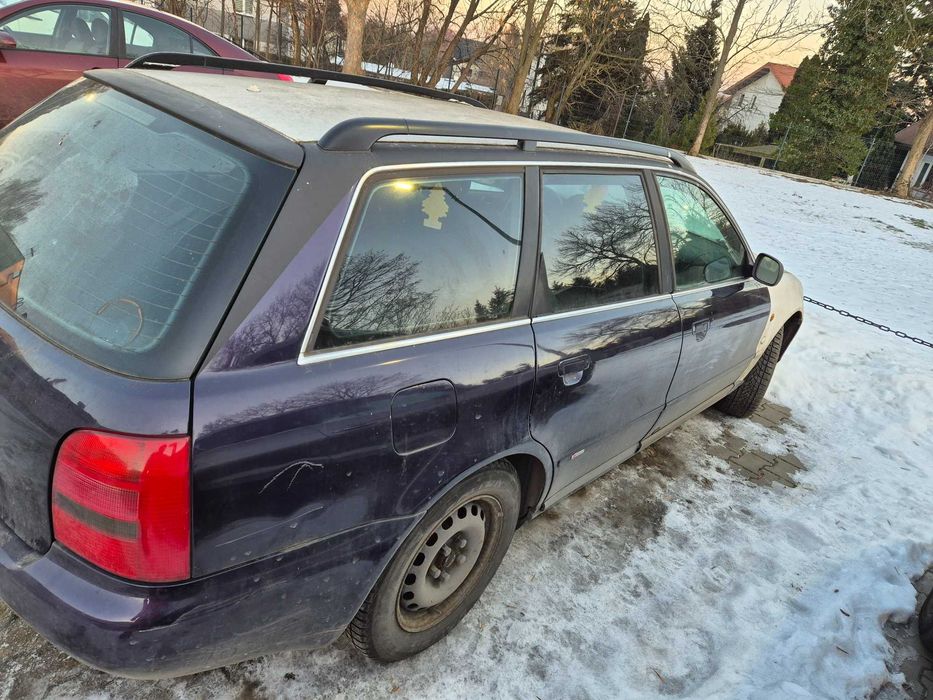 Audi a4 b5 2.6 benzyna kombi