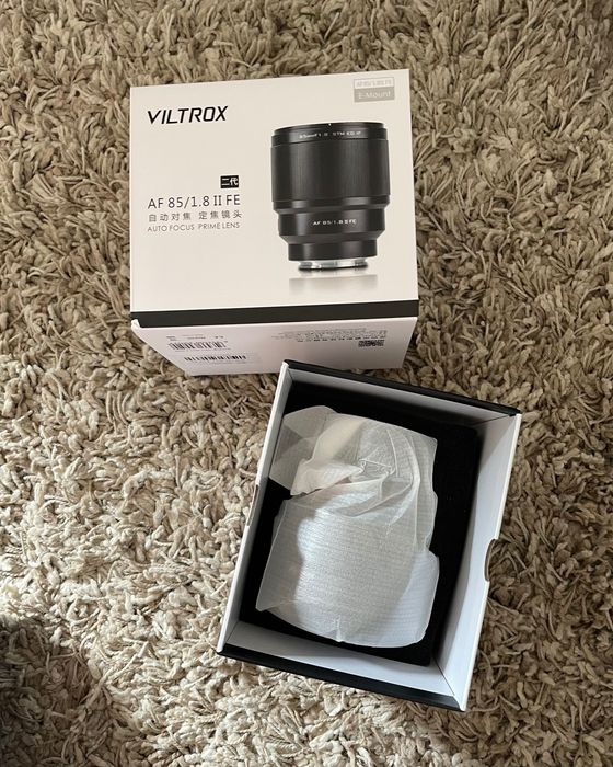 Viltrox 85mm f/1.8 lens for Sony E-mount perfect condition