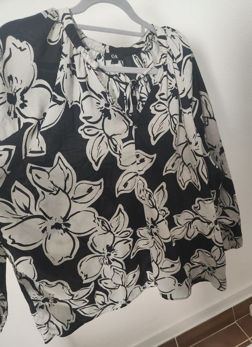 Camisa padrão flores