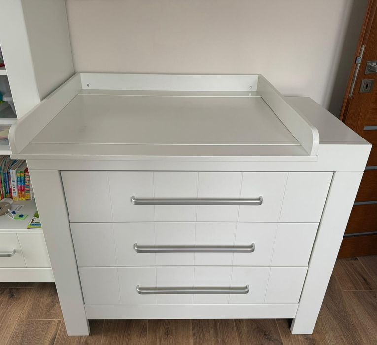 Zestaw mebli dziecięcych PINIO