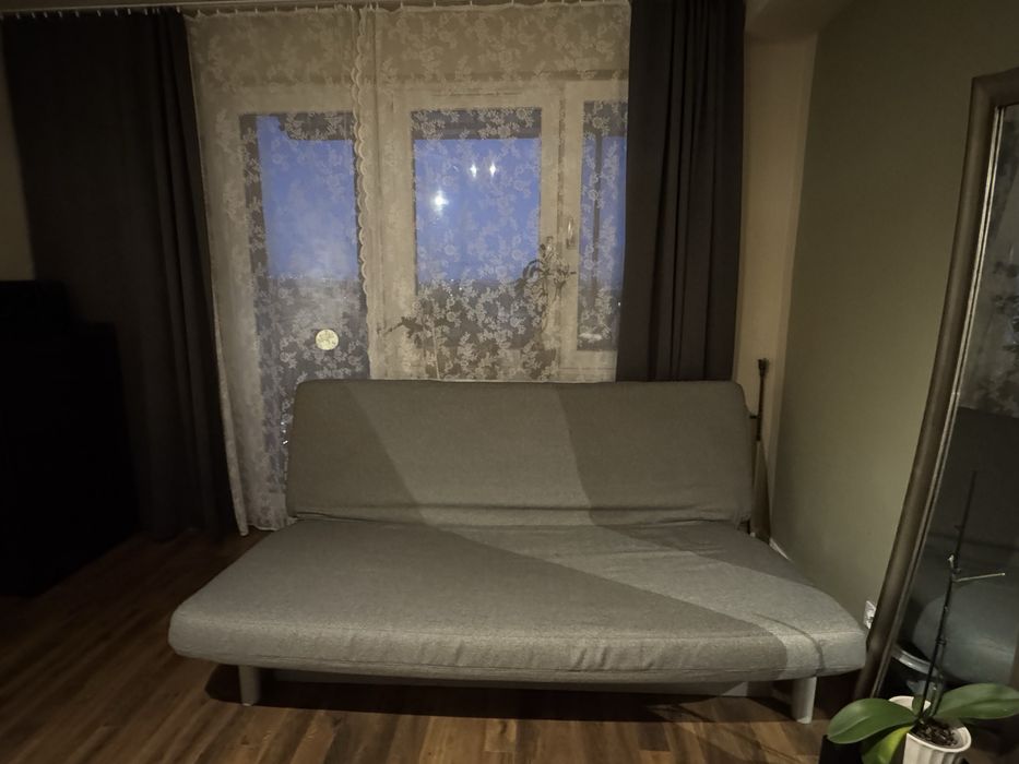 Rozkładana sofa / kanapa do spania + pokrowiec IKEA