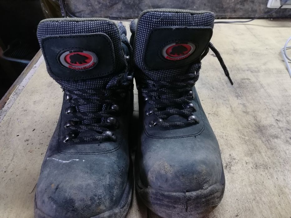 Buty robocze 42  uzywane