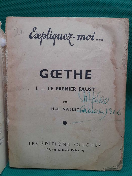 Livro - REF PCE - H. E. Vallet - Expliquez-moi...