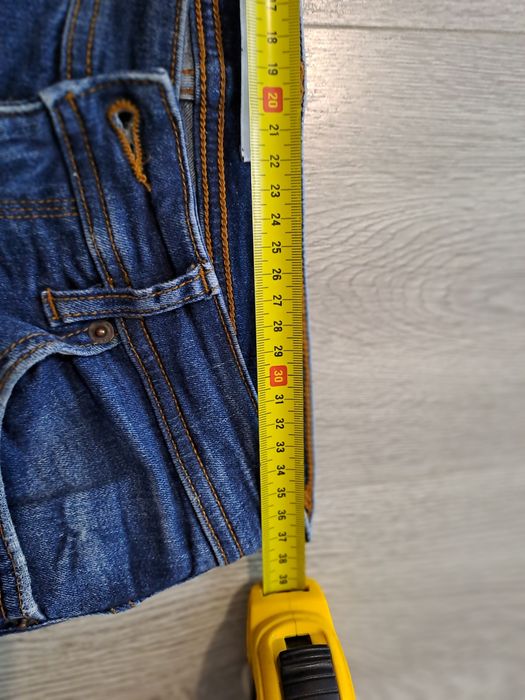 Damskie dżinsy Zara r38 stan bardzo dobry