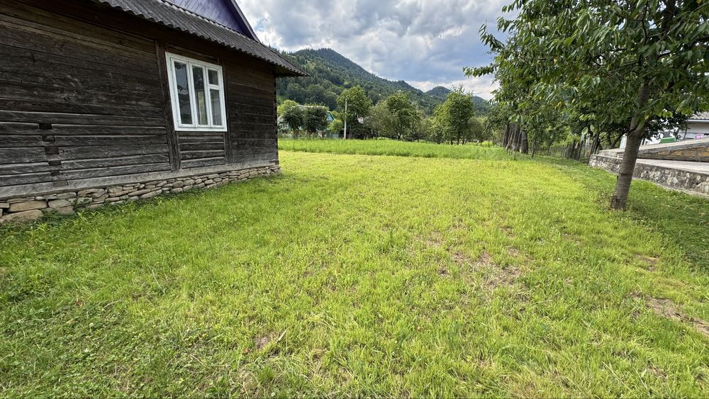 Продається будинок в Карпатах