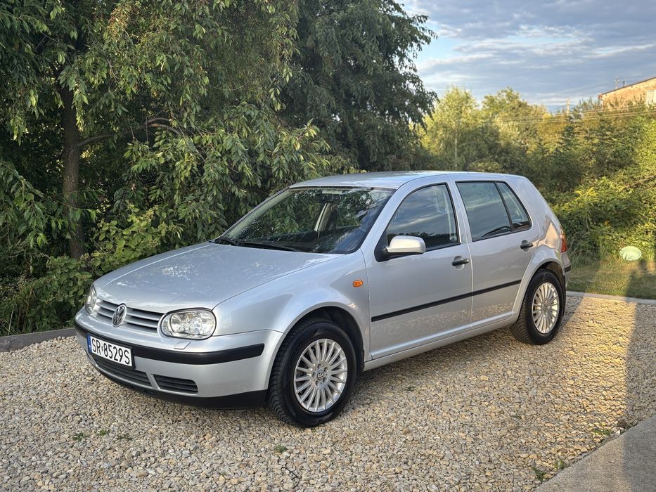 Golf 4 1.9 90 km ALH 1999  klima / hak / tempomat