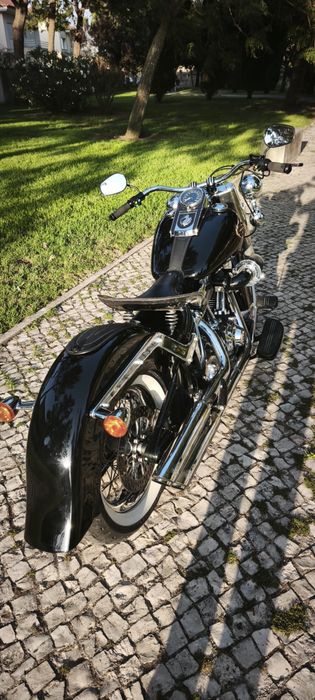 Harley davidson softail deluxe 1584cc