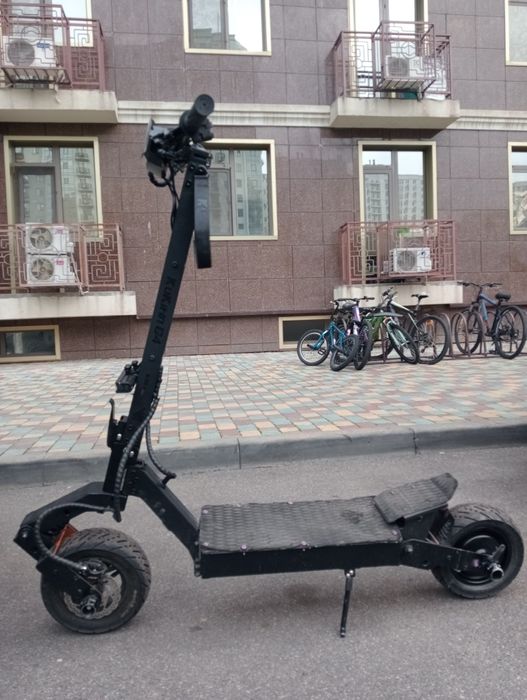 Электросамокат Kygoo g4