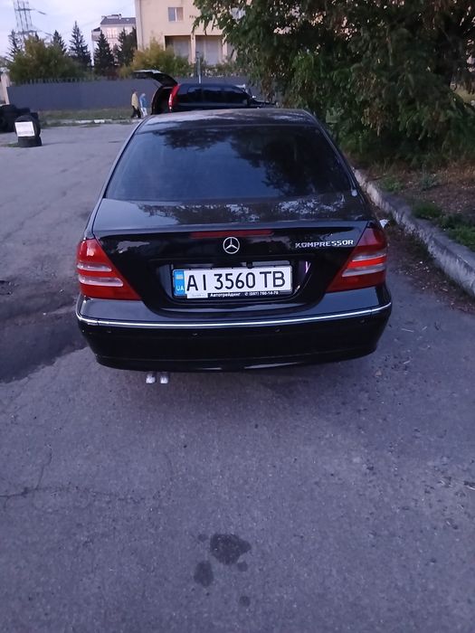 Mercedes-Benz C-Class 2005 VIN WDB2030461A776383 фото оголошення 3 з 8