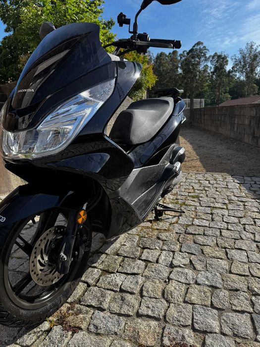 Honda PCX 125 Alugar