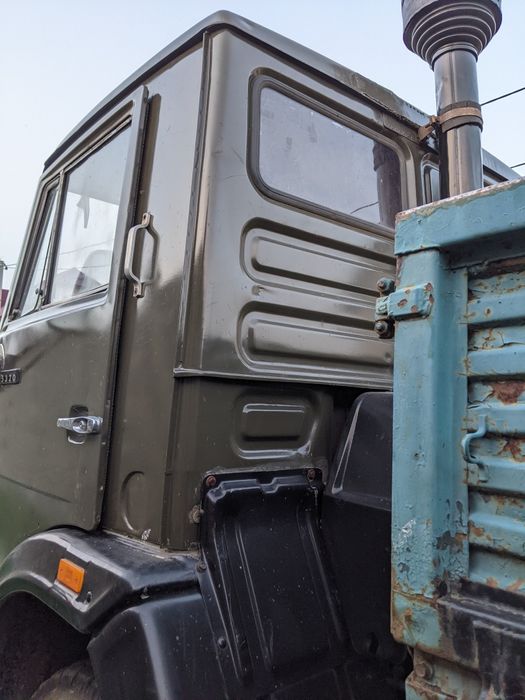 Двигун мотор Камаз Урал 740 запчастина Камаз 740 головки ГБЦ шатуни