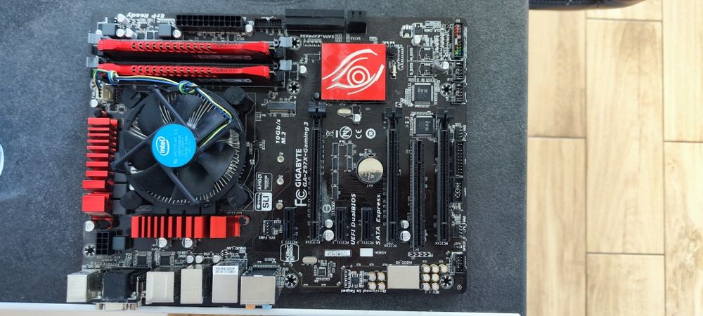Gigabyte GA-Z97X-GAMING + procesor I5 4600 3.2 GH Z Z + DDR3 HYPERX