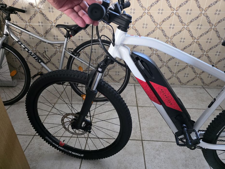 Bicicleta Elétrica Rockrider

Venda de bicicleta elétrica Rockrider em ótimo estado. Modelo