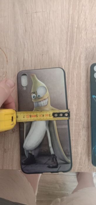 Чехлы для телефонов