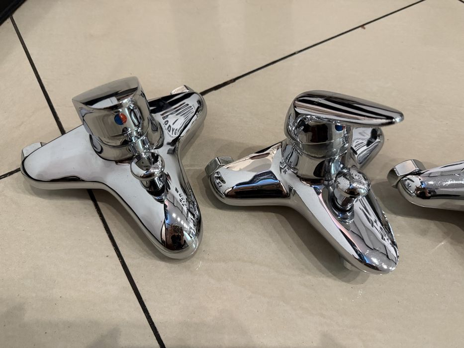 Зміщувач кран для умивальника 6 шт нові Diamond Italy Італія