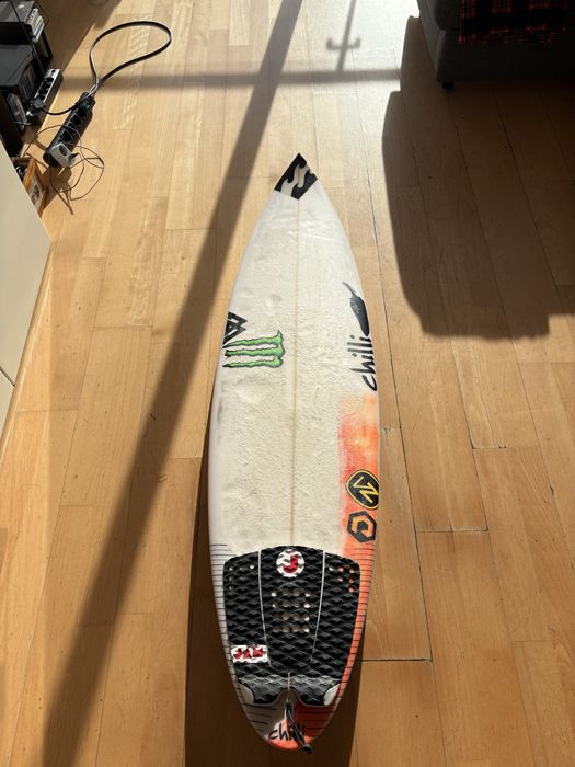 Prancha de Surf 6/3 28 litros