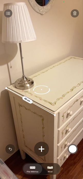 Movel com gavetas de quarto (Conjunto: Cadeira, Cama e Movel)