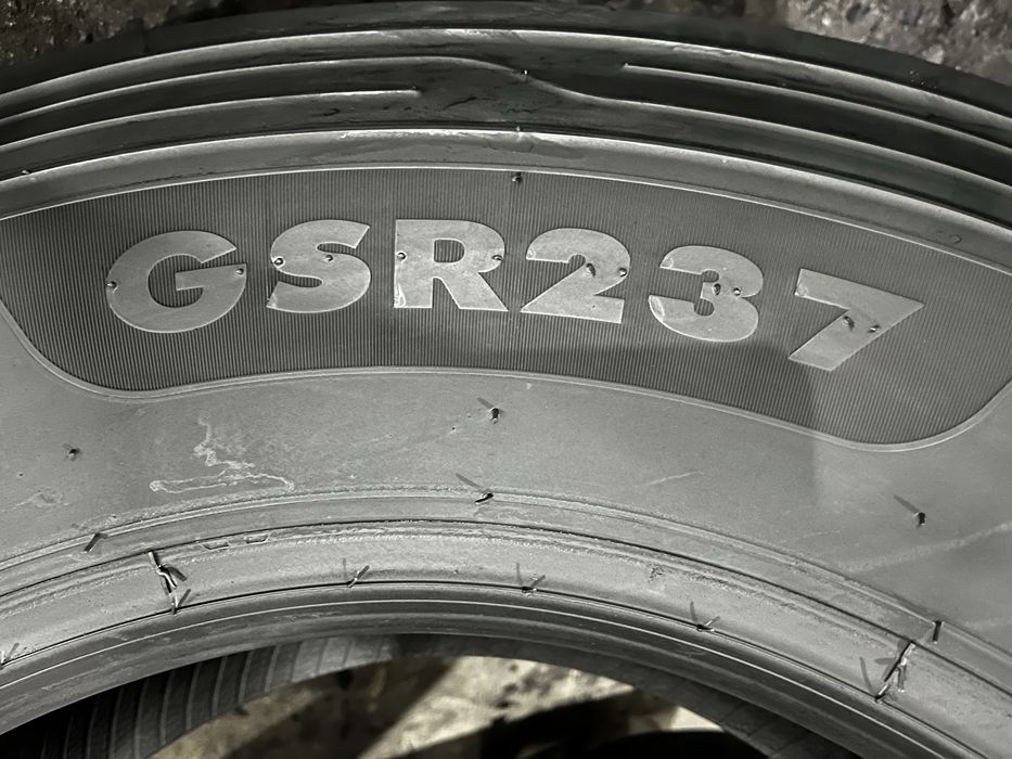 шина вантажна б/в 315/70R22,5 GiTi GSR237 (2 шт)