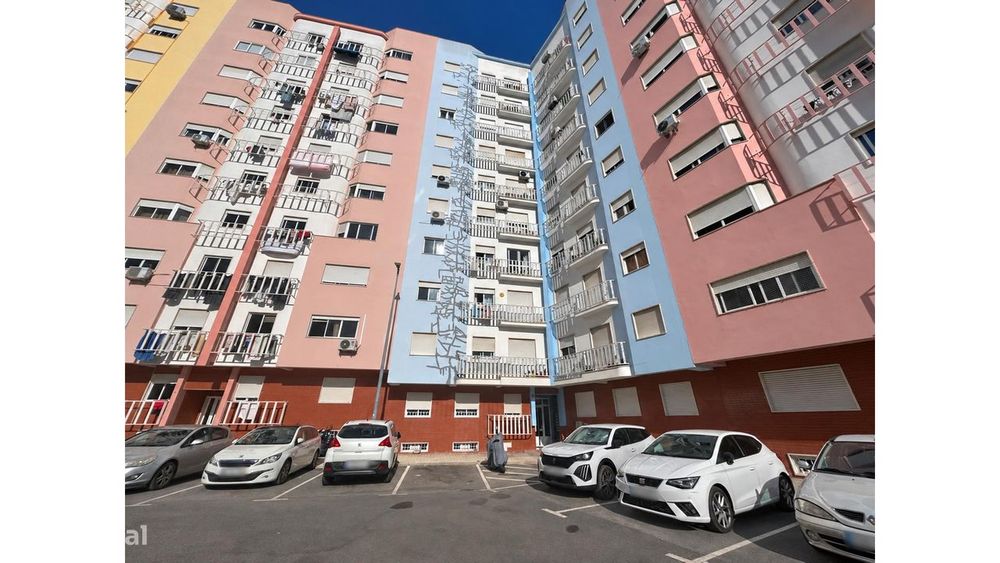 Apartamento T1 em Santa Marta do Pinhal