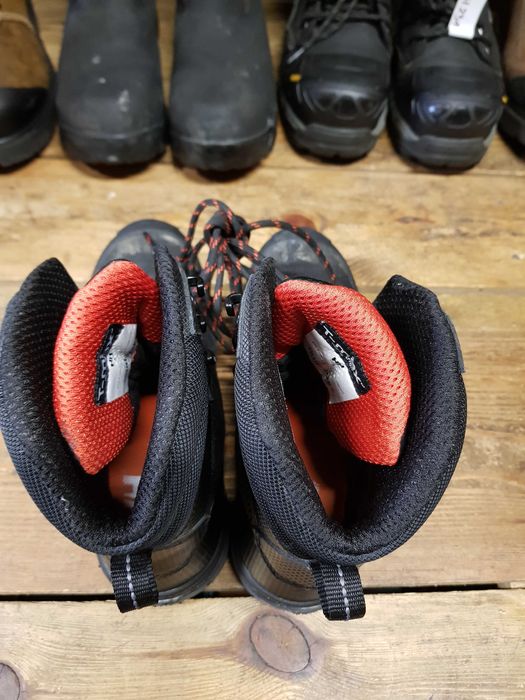 Buty robocze HELLY HANSEN rozm 41 wkł 26,5 cm S3