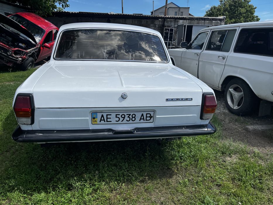 Авто волга ГАЗ А2410