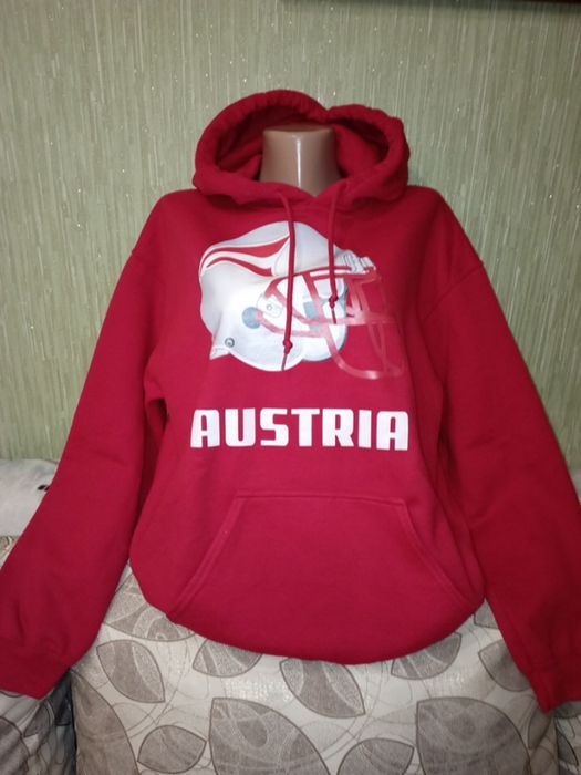 Худі, толстовка червоного кольору на флісі, стан ідеальний, Австрія на