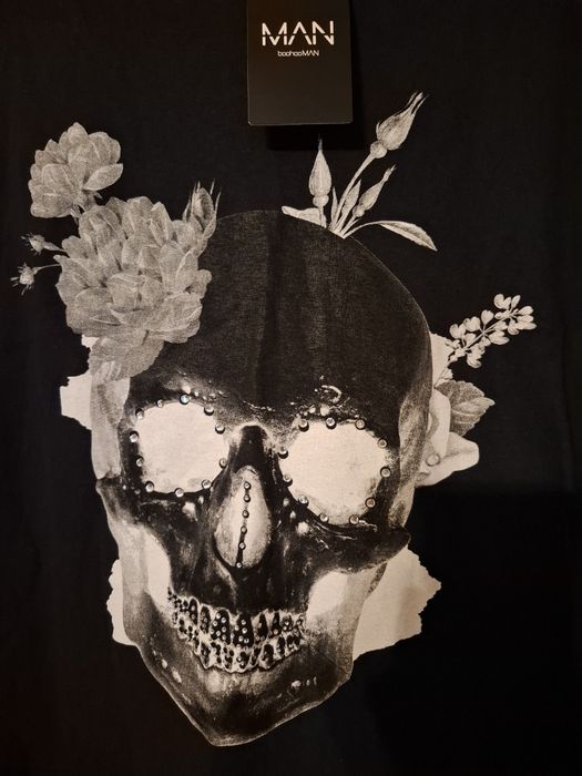 Nowy tshirt z czachą boohoo Man XXL flora skull