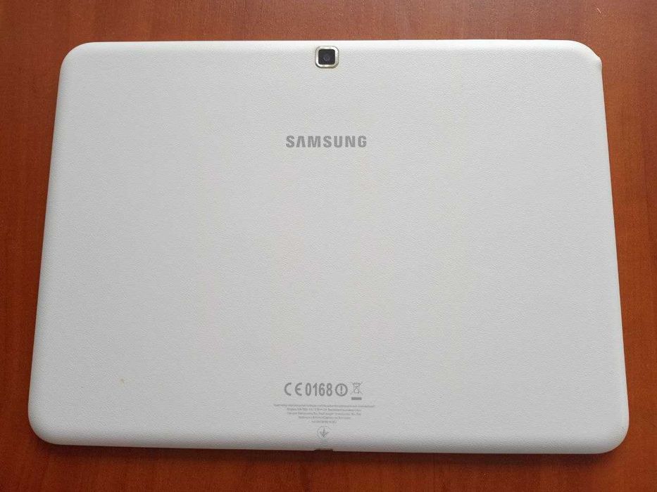 Планшет Samsung SM-T530